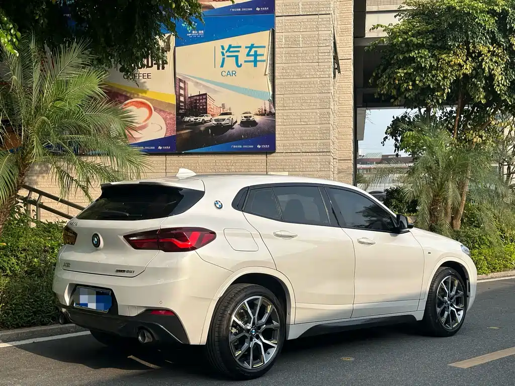 BMW X2 2023 sDrive 25i