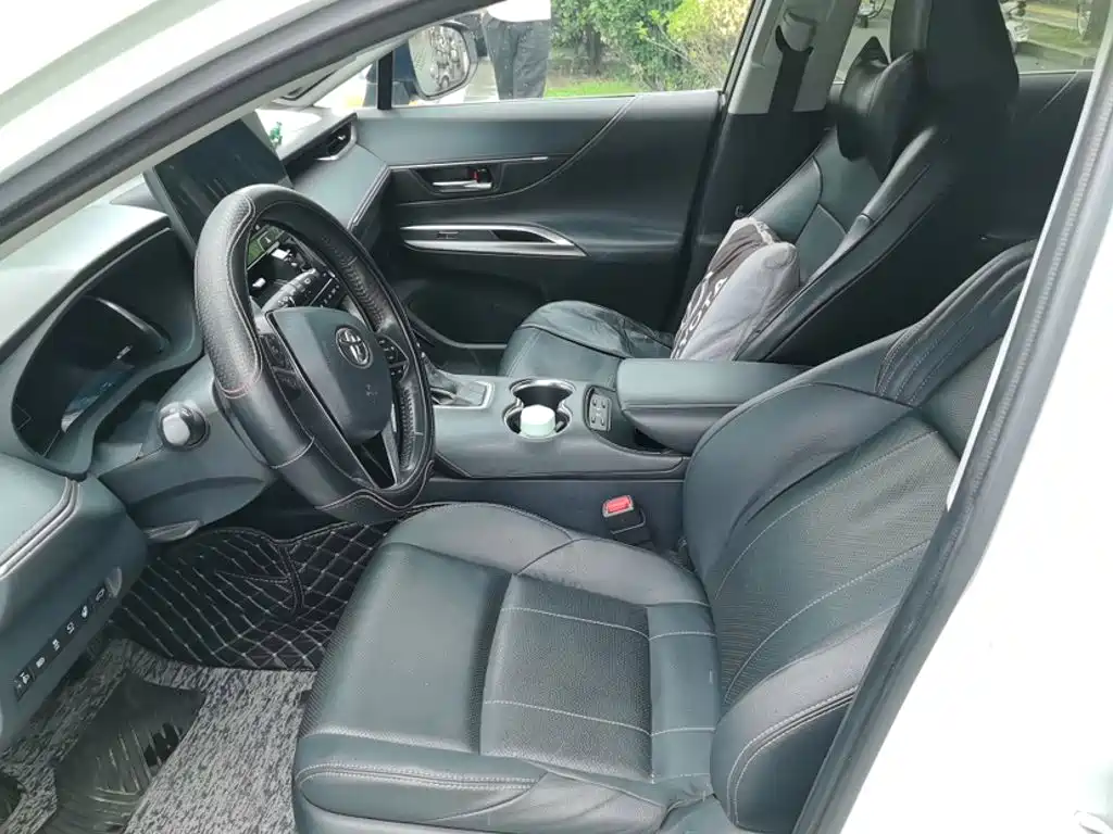Toyota Harrier — миниатюра 13