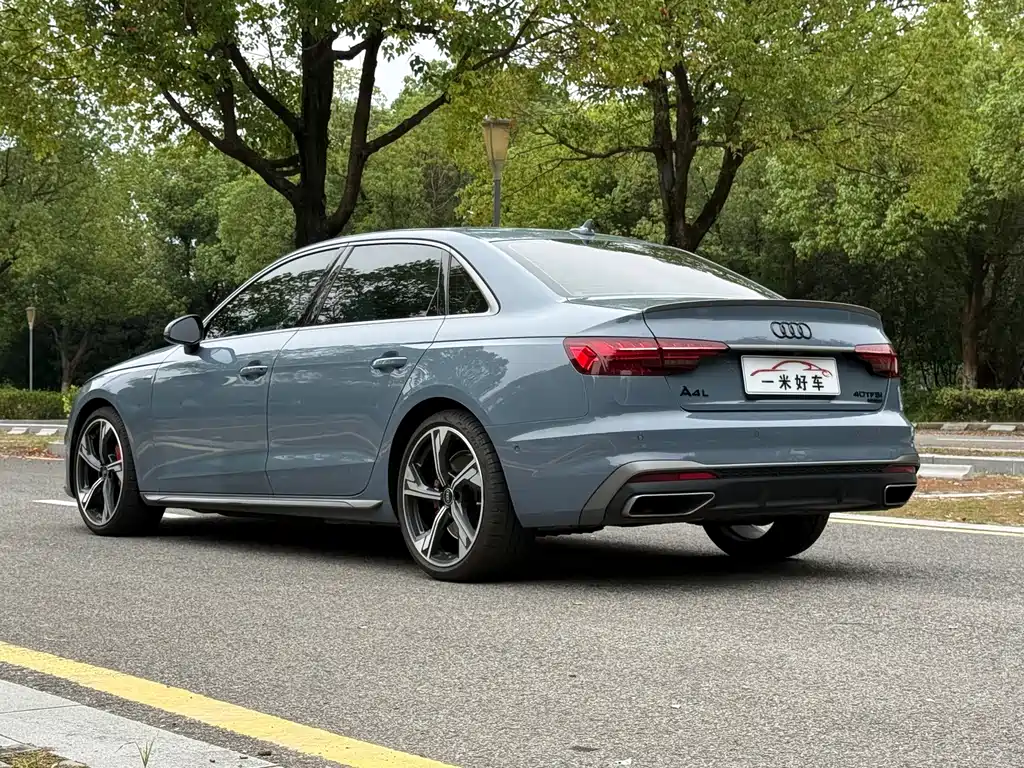 Audi A4L — миниатюра 5