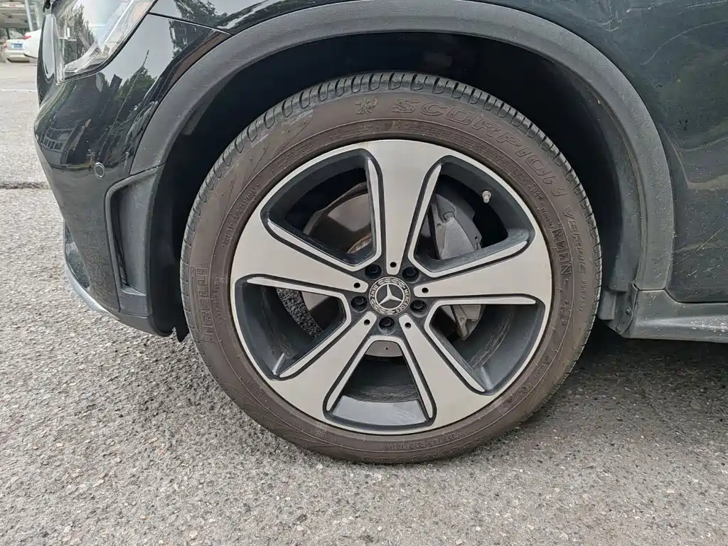 Mercedes-Benz GLC — миниатюра 8