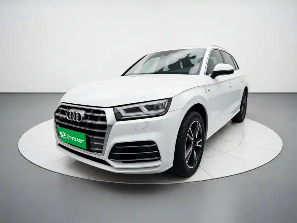 Audi Q5L — миниатюра 2