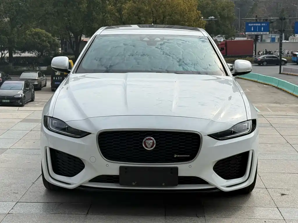 JAGUAR XEL