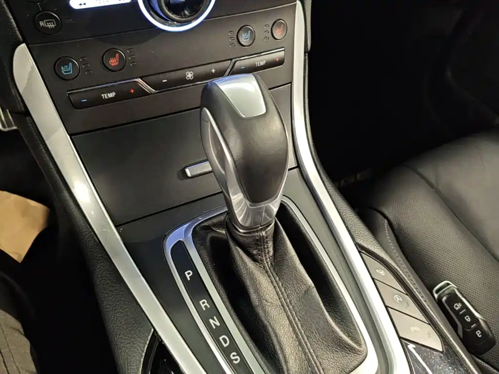 Ford Edge — миниатюра 14