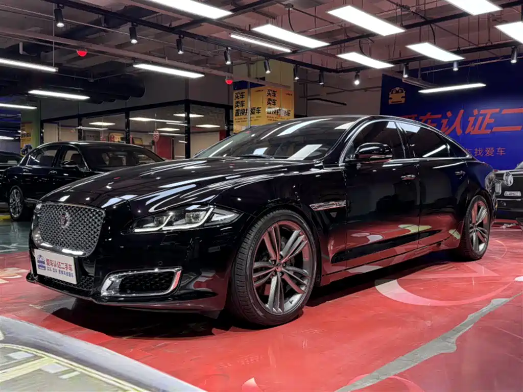Jaguar XJ 2015