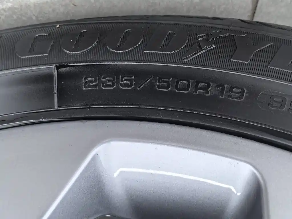 Ford Equator — миниатюра 24