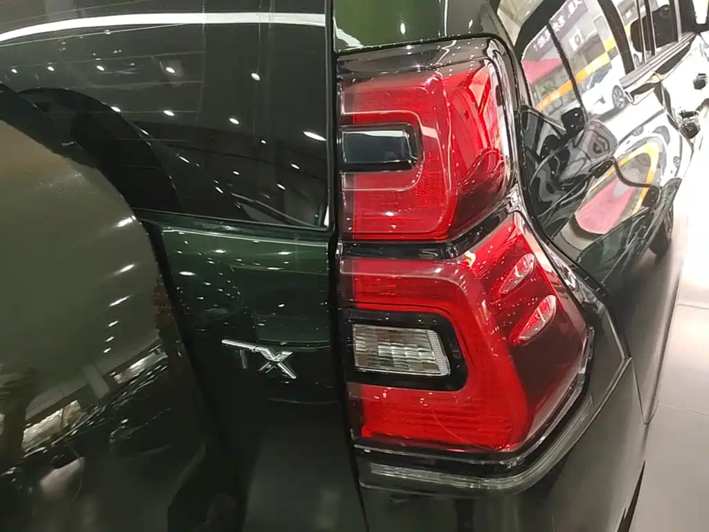 Toyota Prado — миниатюра 8