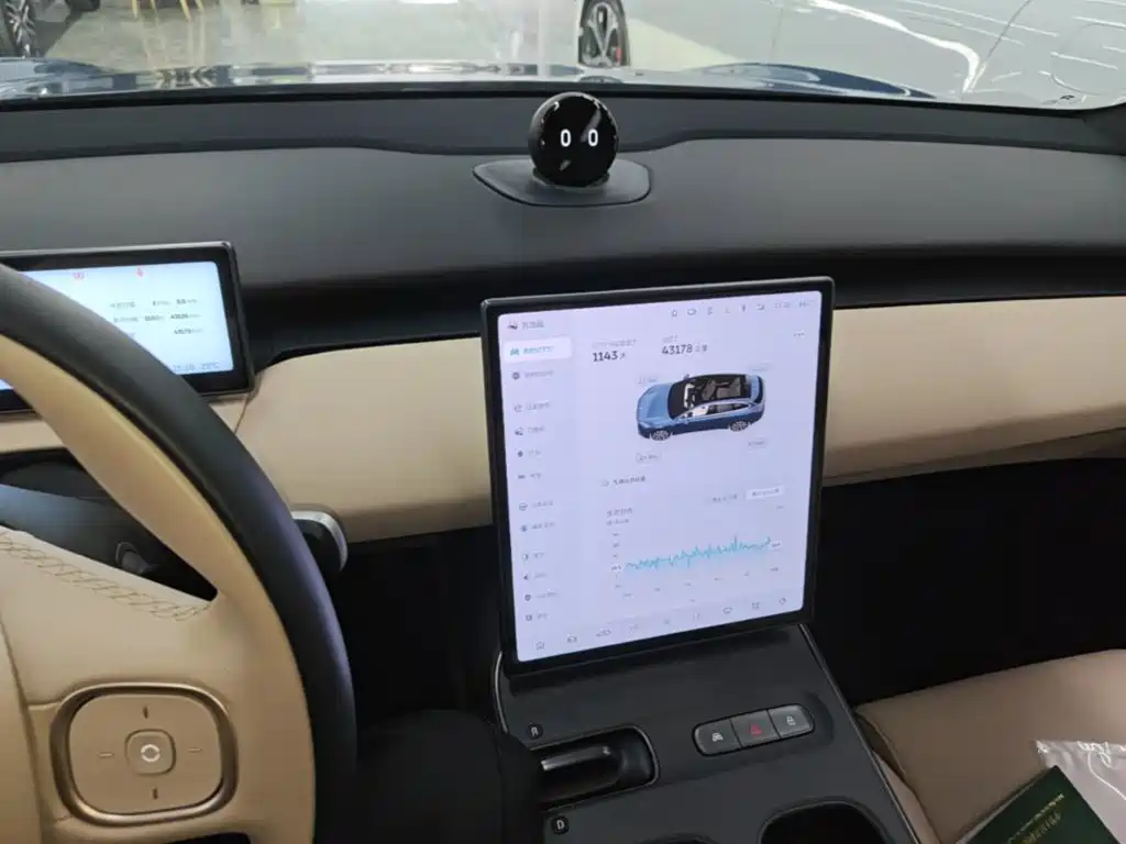 NIO ET5T — миниатюра 13