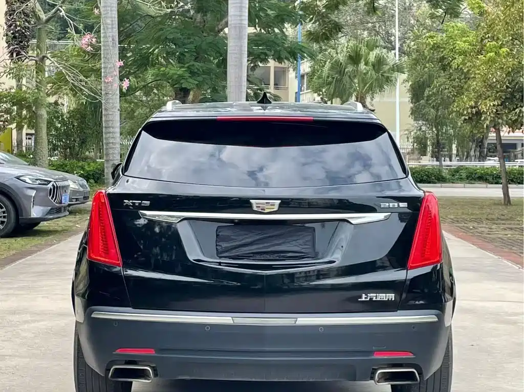 CADILLAC XT5