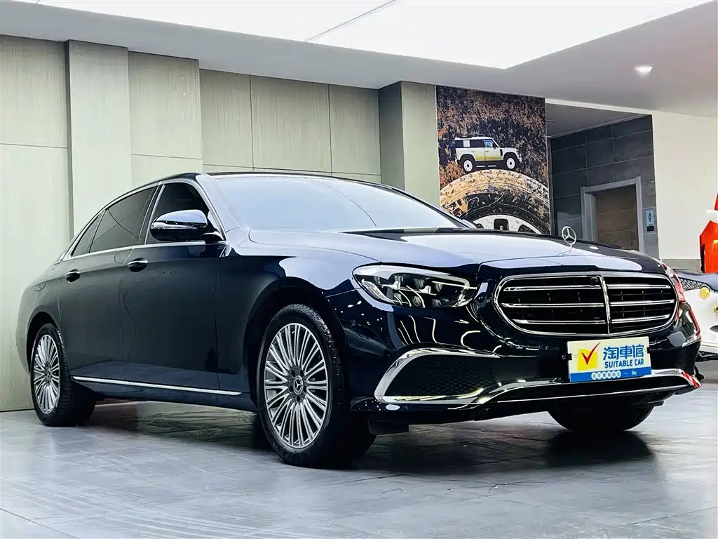 MERCEDES-BENZ E CLASS