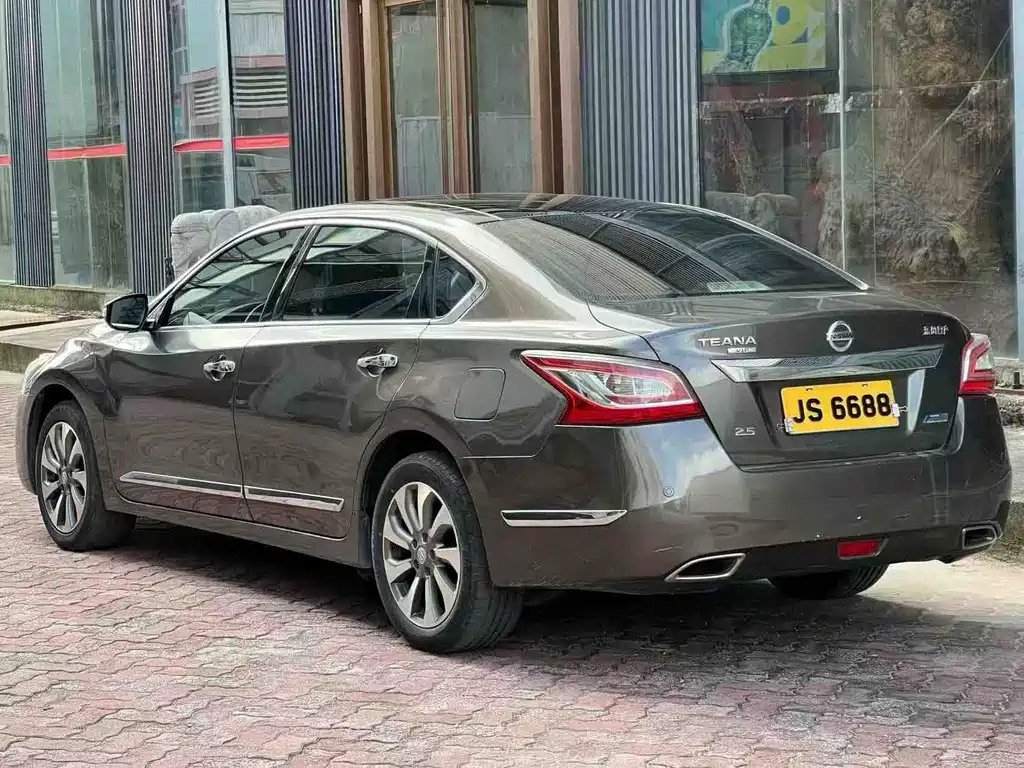 Nissan Teana — миниатюра 8