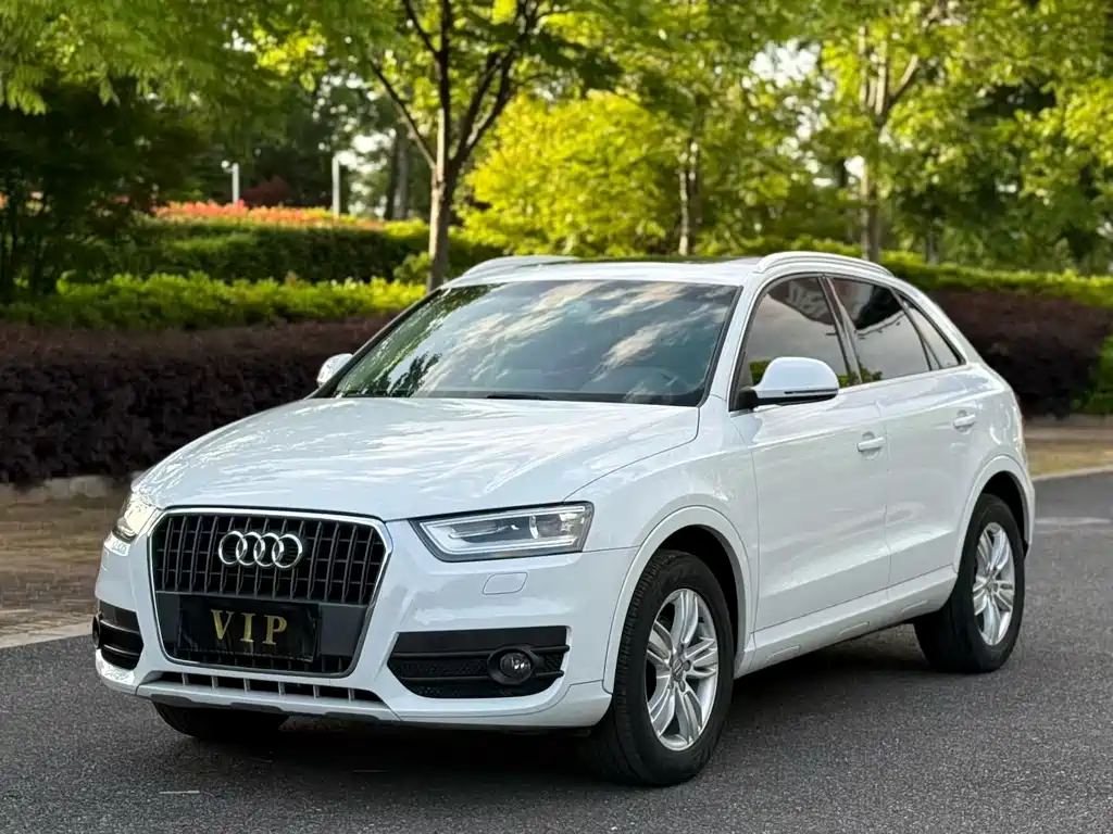Audi Q3 2014