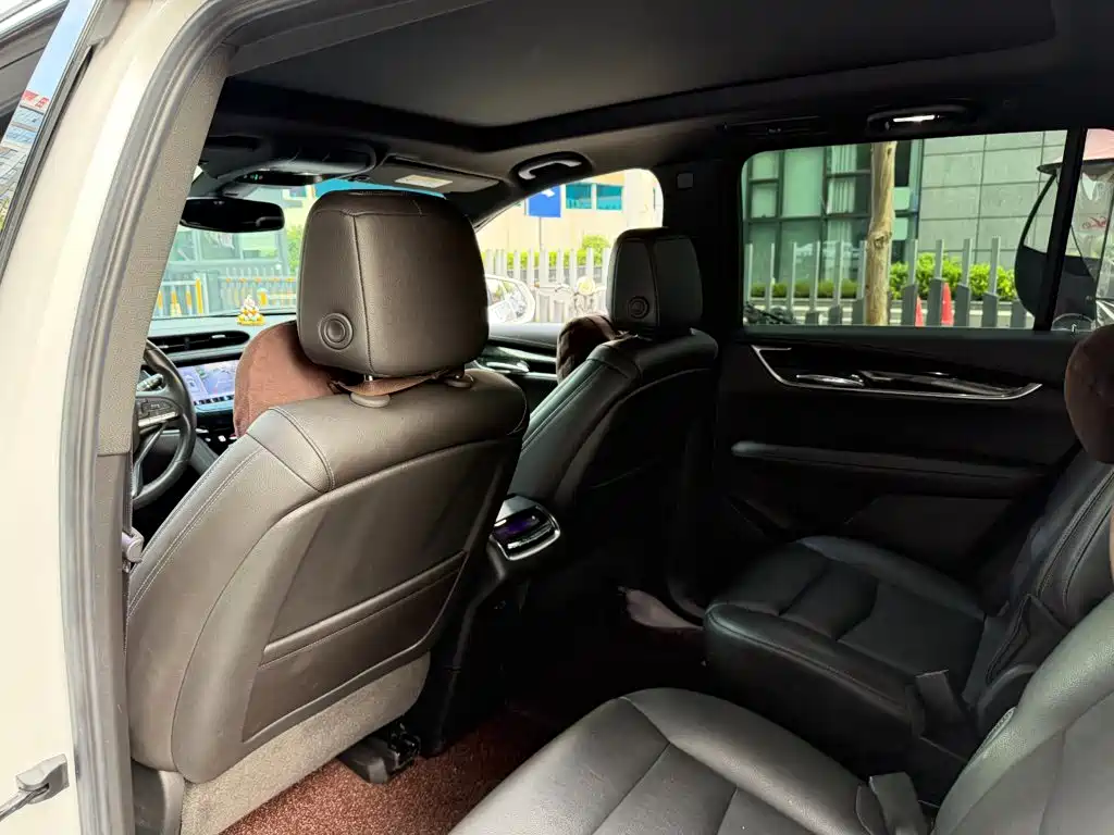 Cadillac XT6 28T 6-seat Luxury Type, фото 11