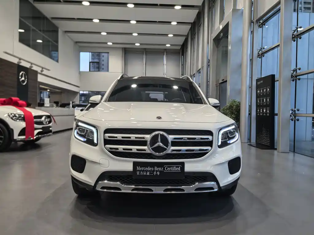 Mercedes-Benz GLB — миниатюра 2