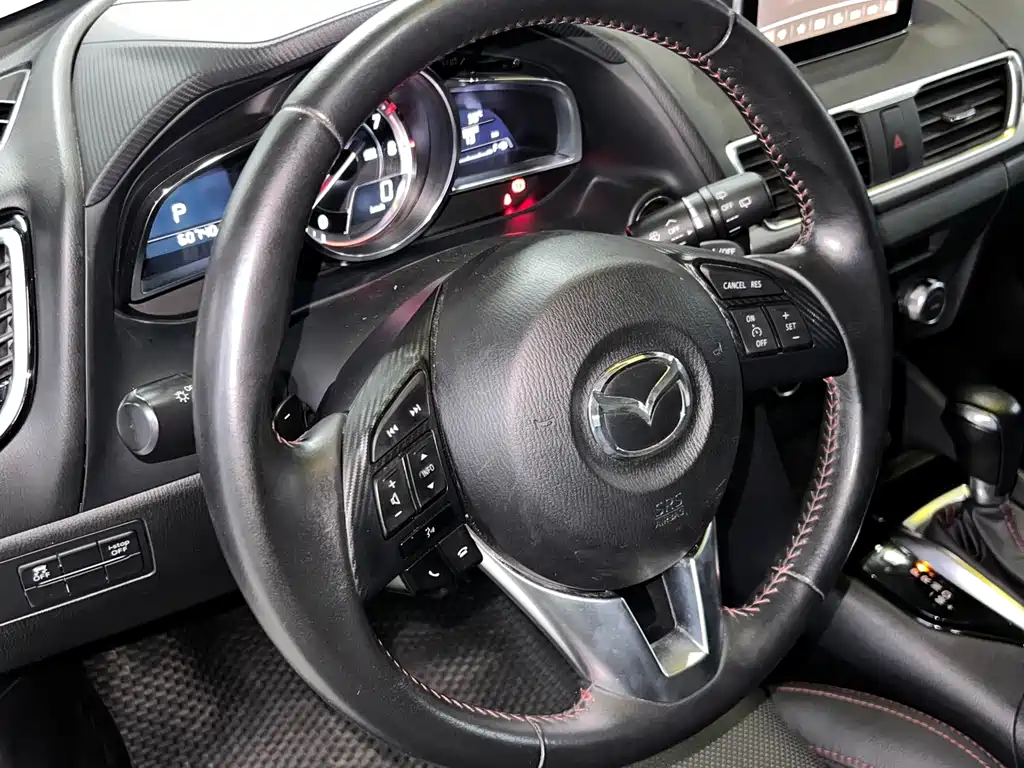 Mazda 3 Axela — миниатюра 8