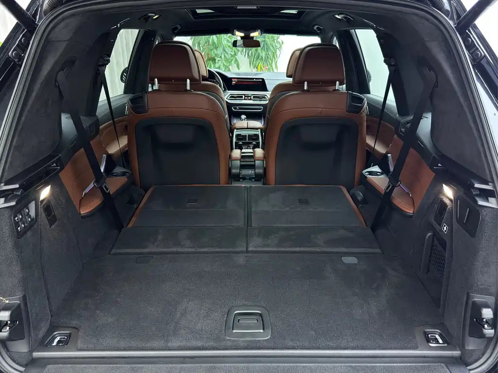 BMW X7 — миниатюра 17