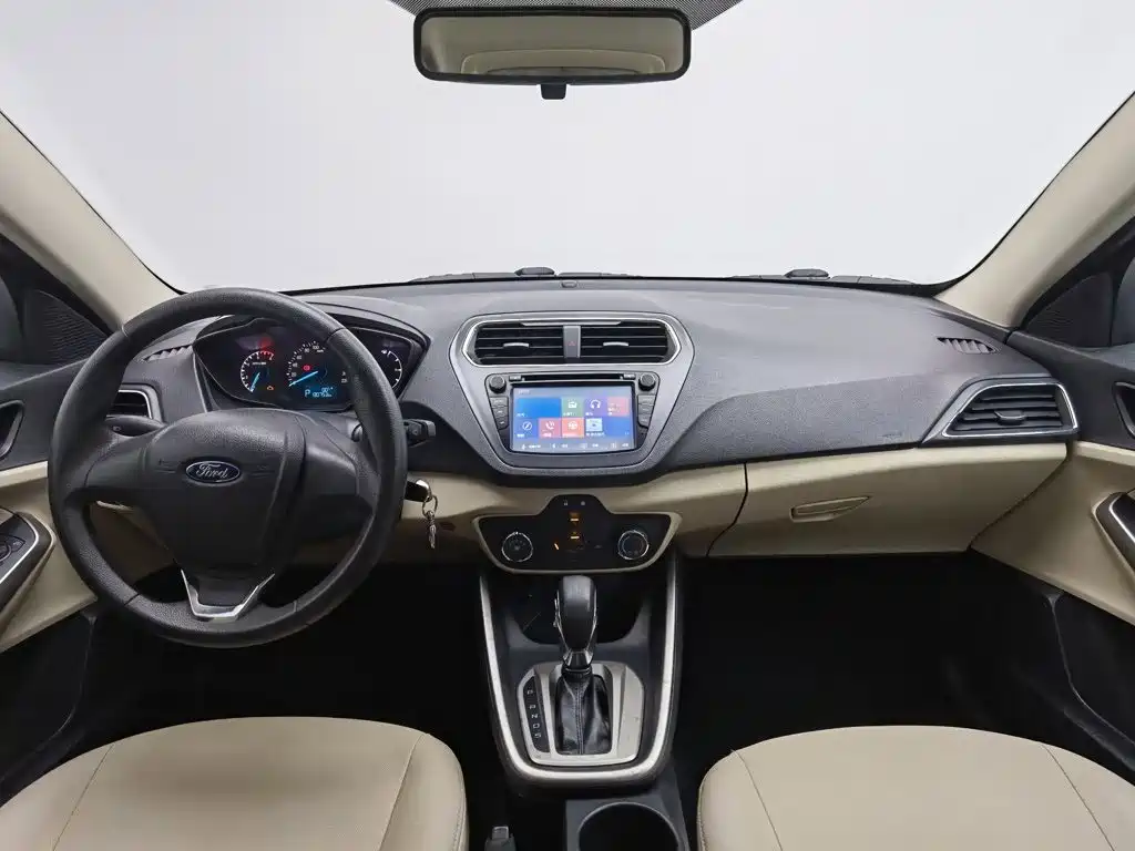 Ford Escort 2015 1.5L AT Comfort