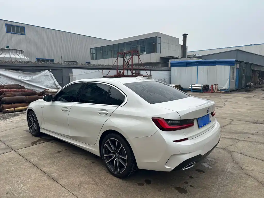 BMW 3 Series — миниатюра 6