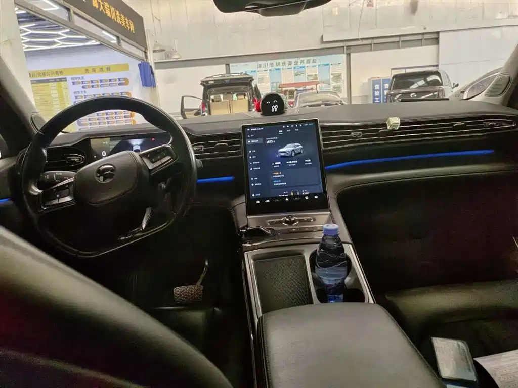 NIO ES6 — миниатюра 8