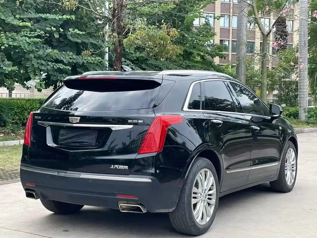 CADILLAC XT5