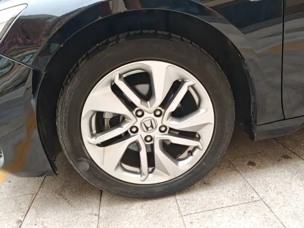Honda Accord — миниатюра 23