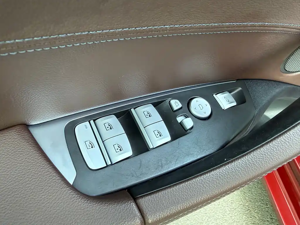 BMW X3 — миниатюра 5