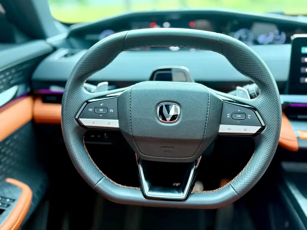 Changan UNI-V — миниатюра 9