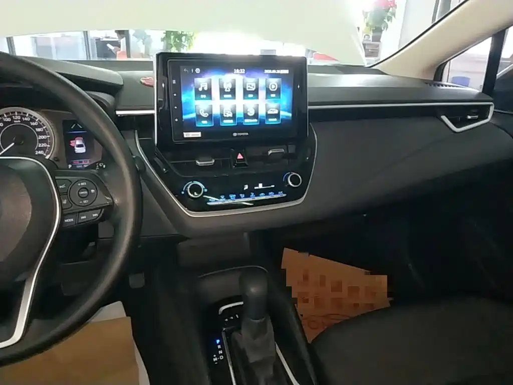 Toyota Corolla — миниатюра 13