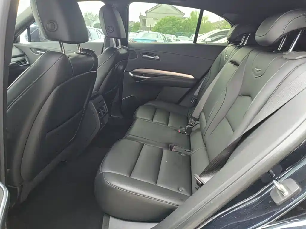 Cadillac XT4 — миниатюра 17