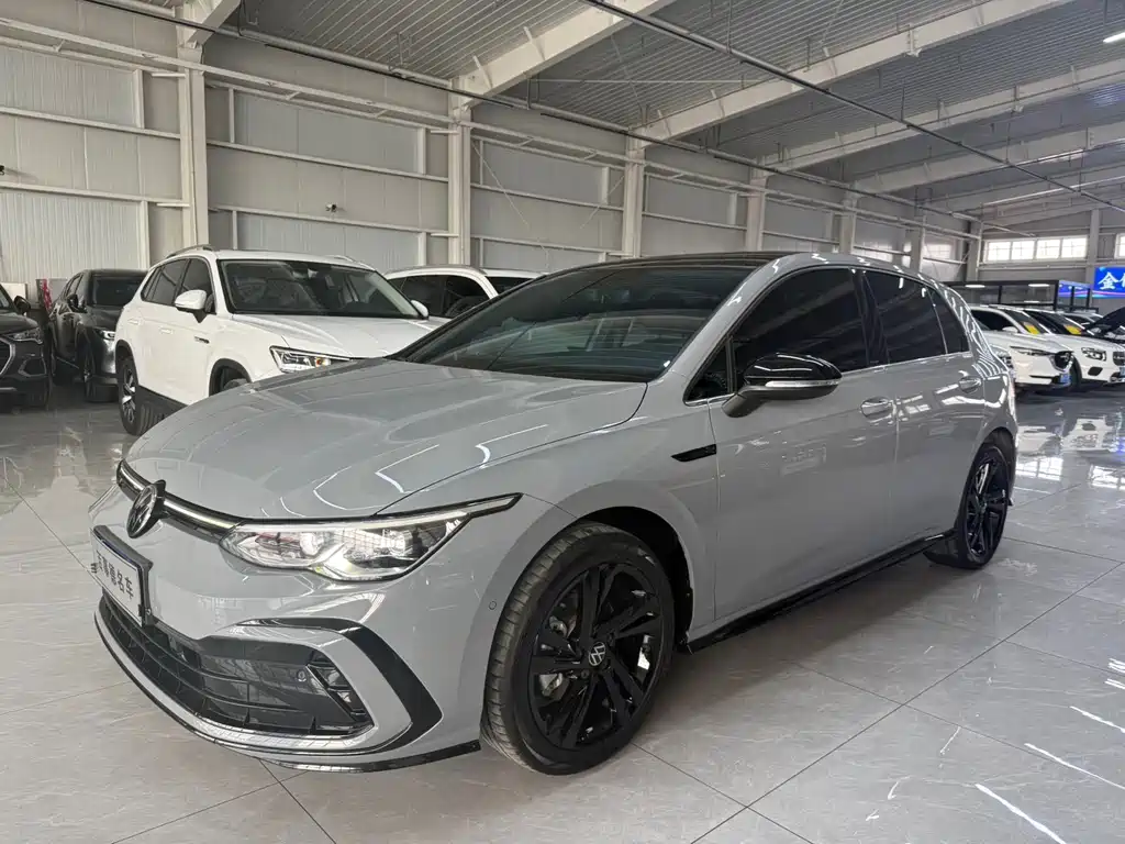 Volkswagen Golf 2023