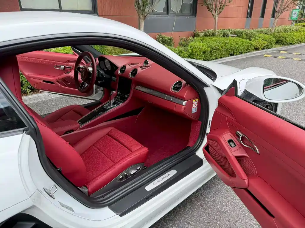 Porsche 718 2018 Boxster 2.0T