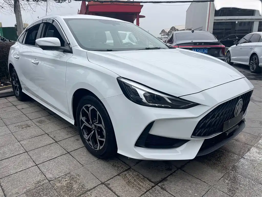 MG MG5 — миниатюра 3
