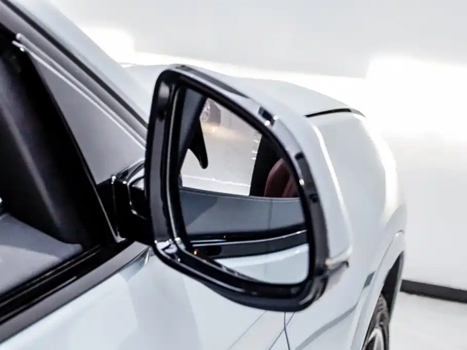 BMW X4 — миниатюра 27