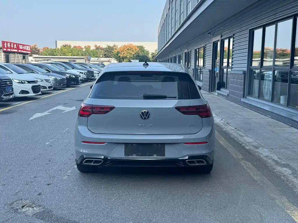 Volkswagen Golf — миниатюра 15