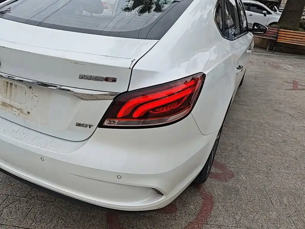 MG MG6 — миниатюра 8