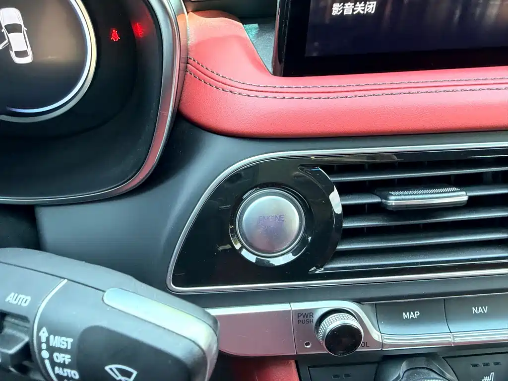 Genesis G70 — миниатюра 9