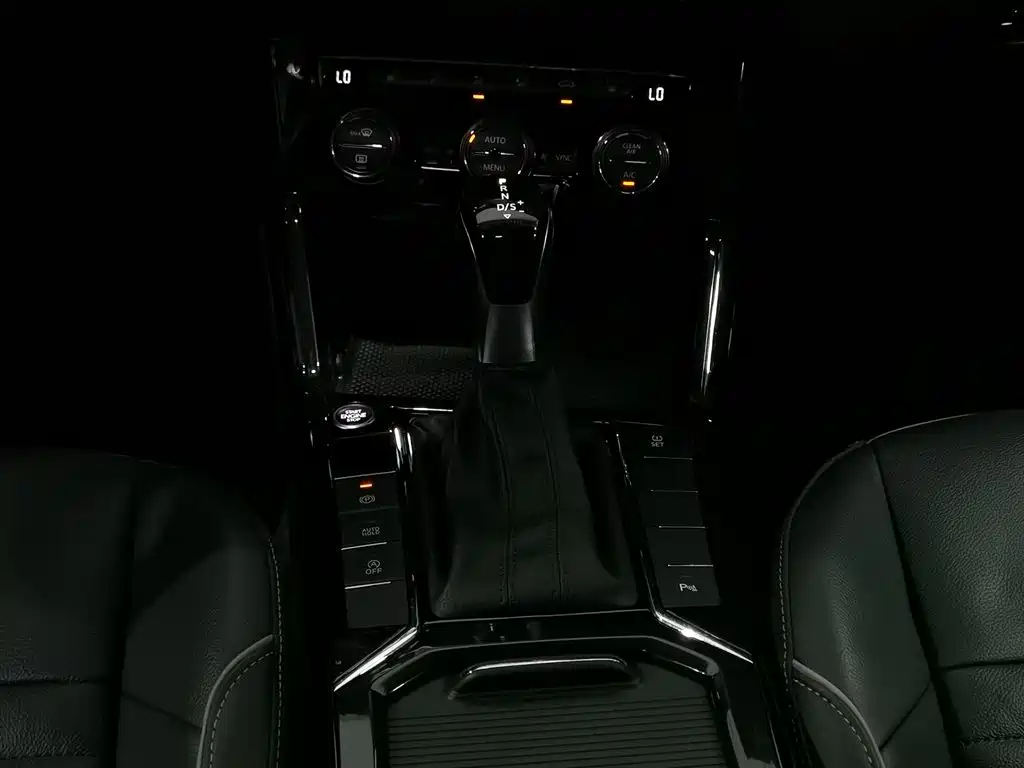 Volkswagen Passat — миниатюра 15