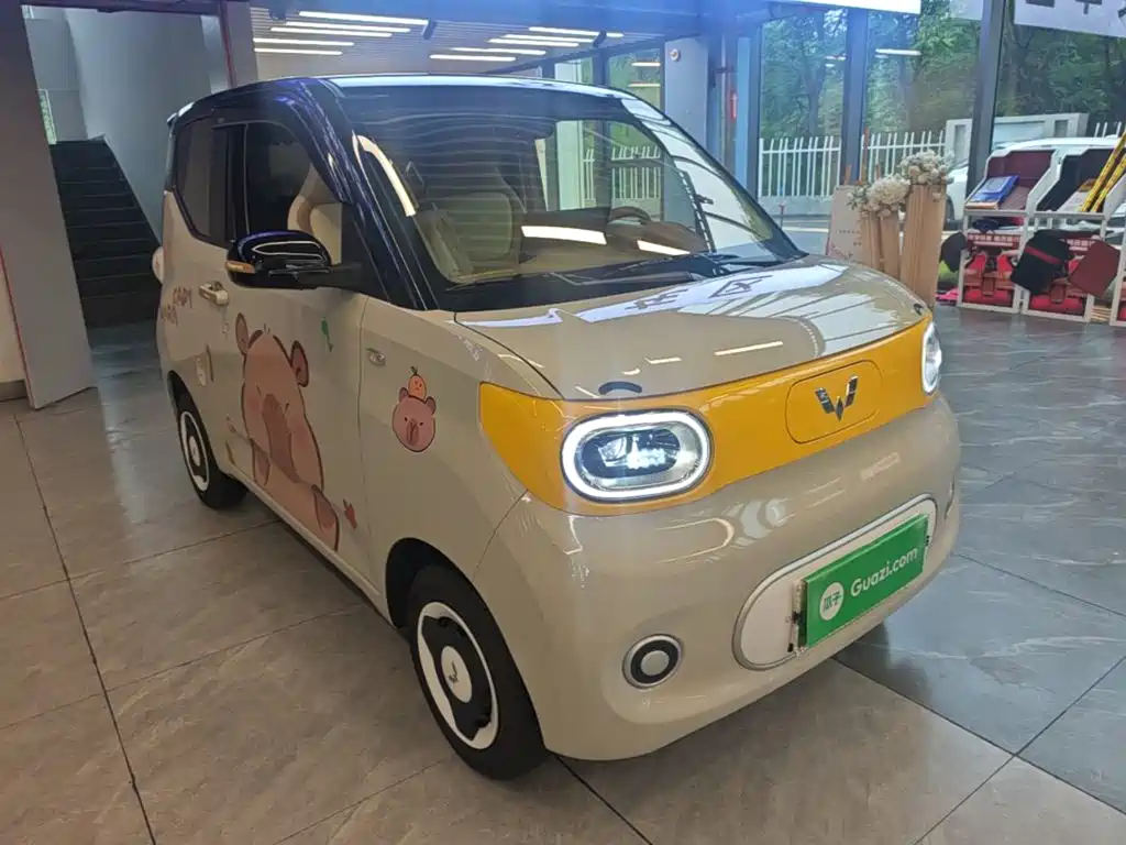Wuling MINIEV — миниатюра 4