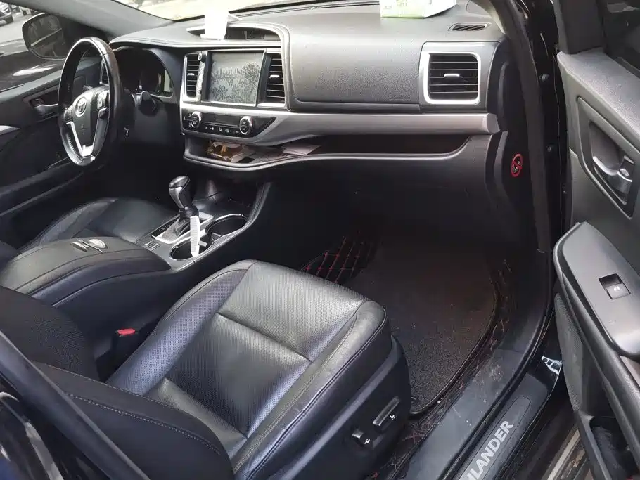 Toyota Highlander — миниатюра 8