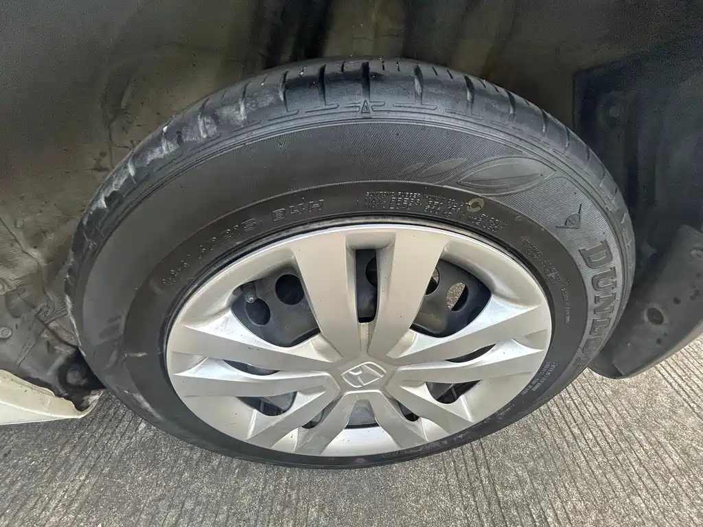 Honda Fit — миниатюра 10