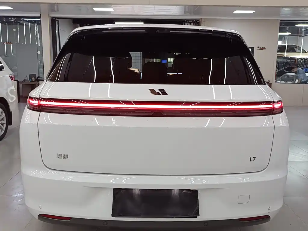 Li Auto Li L7 — миниатюра 4