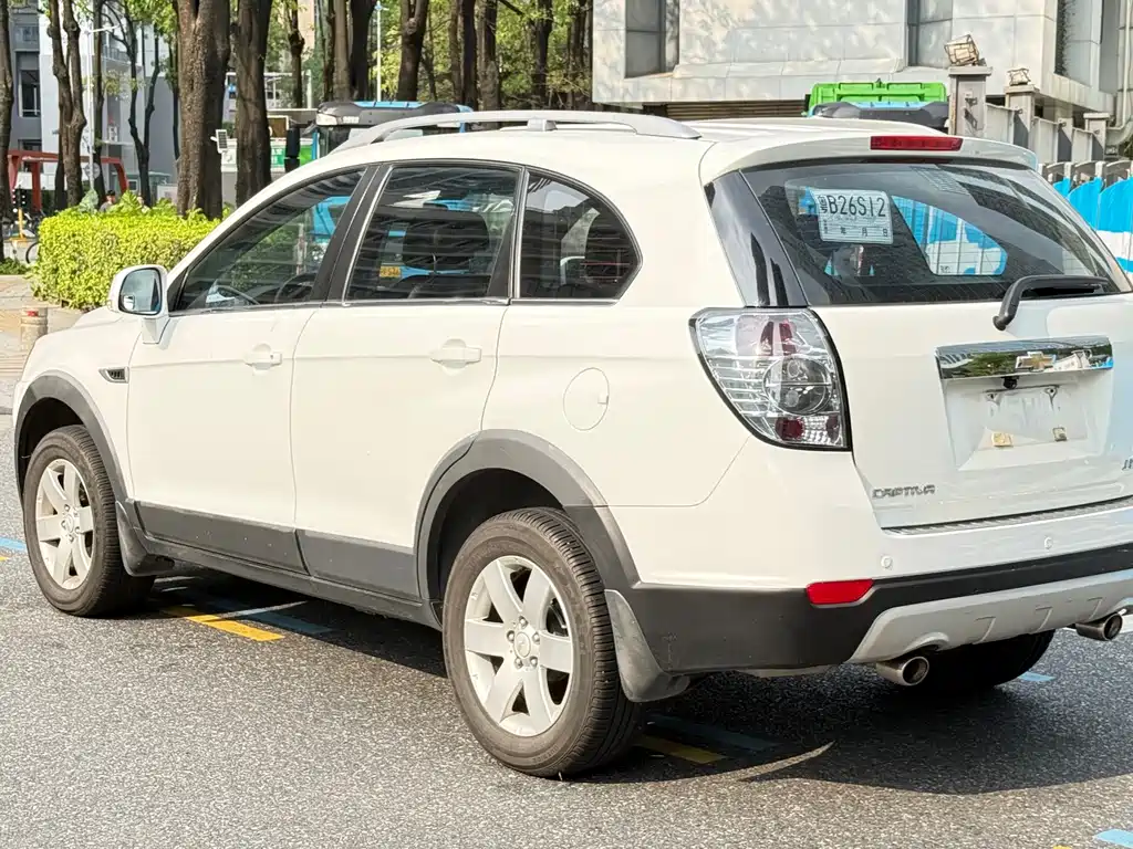 Chevrolet Captiva — миниатюра 5