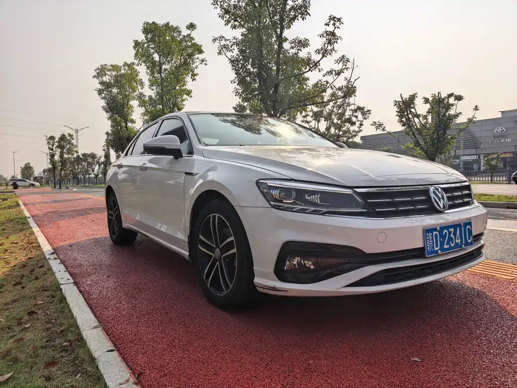Volkswagen Lamando — миниатюра 3