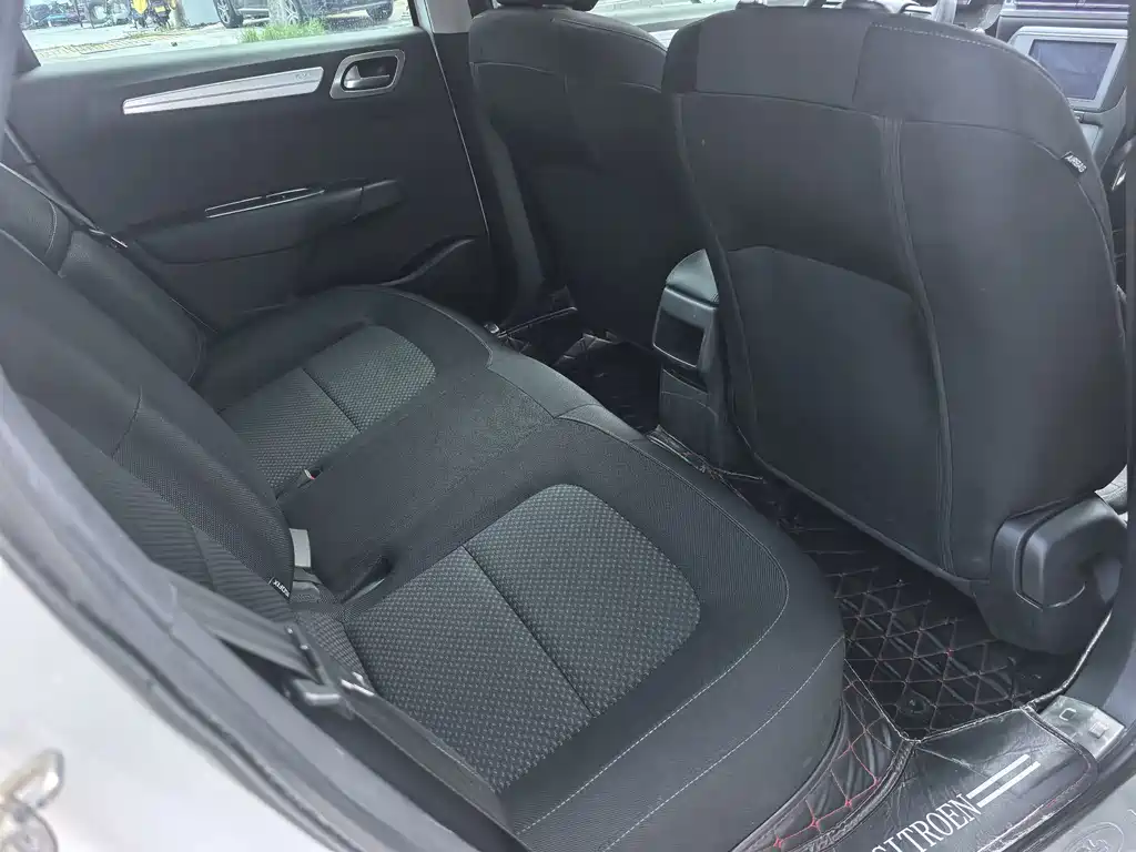 Citroen C4 — миниатюра 10