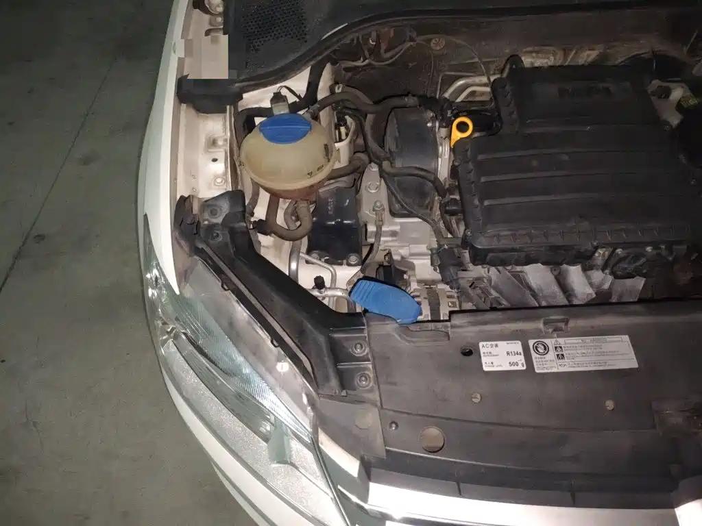 Volkswagen Santana — миниатюра 20