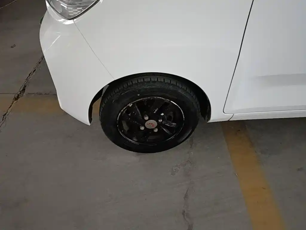 Wuling MINIEV — миниатюра 23