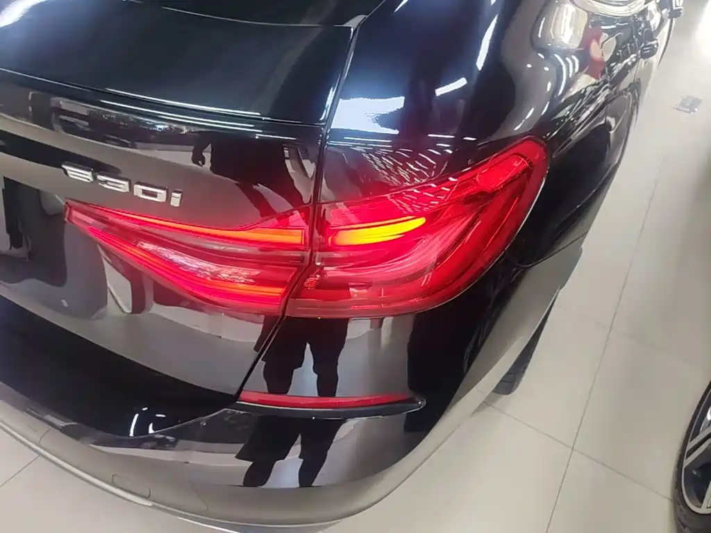 BMW 6 Series GT — миниатюра 8