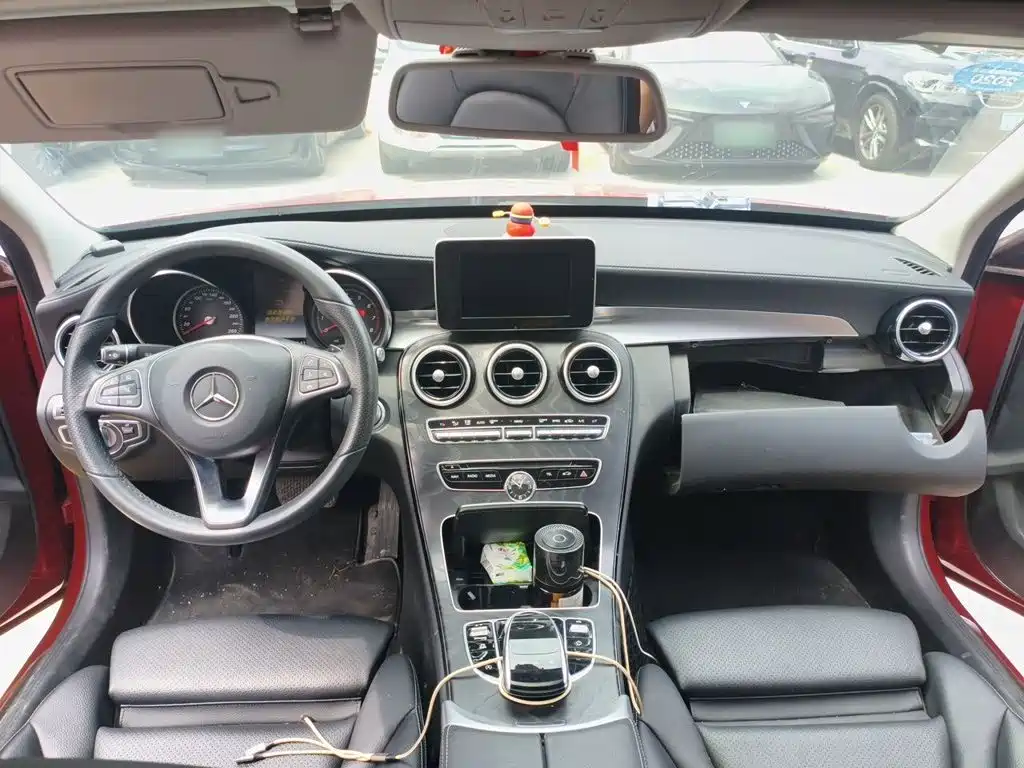 Mercedes-Benz C-Class — миниатюра 13
