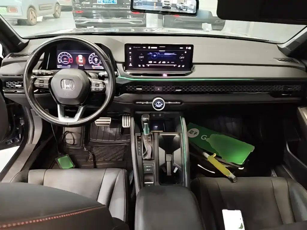 Honda Accord — миниатюра 10