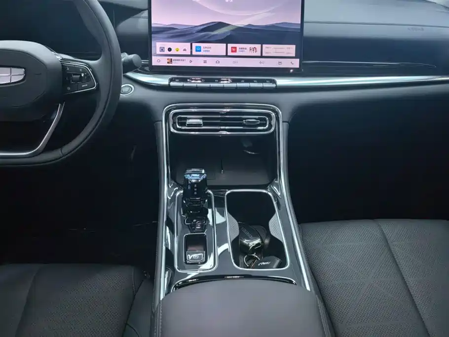 Geely Emgrand — миниатюра 16