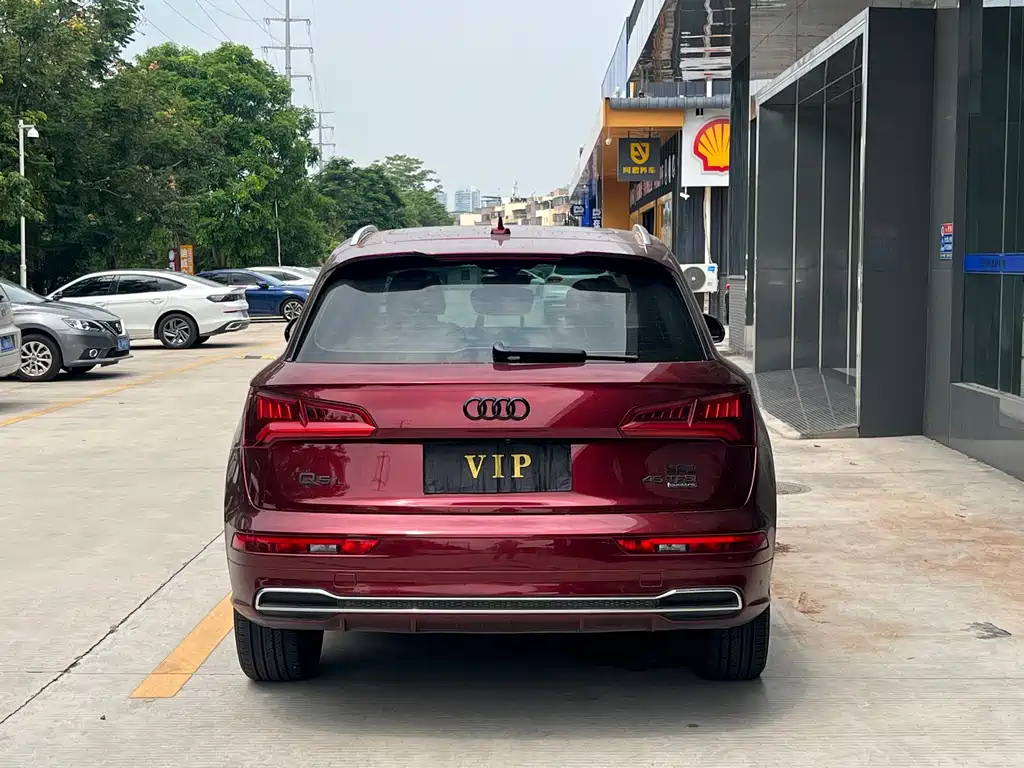 Audi Q5L — миниатюра 9
